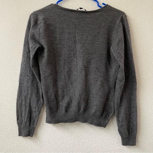 Escada 100% cashmere gray crew neck sweater - Picture 7 of 7